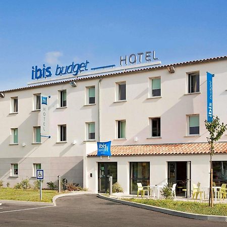 Ibis Budget Niort - La Creche Bagian luar foto